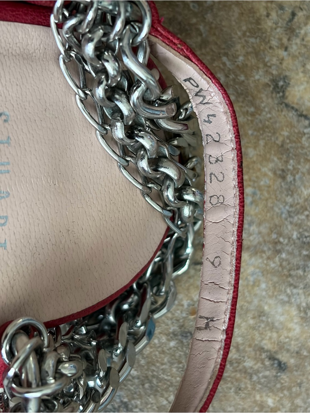 Stuart Weitzman pink leather flat sandals with silver chain detail. Size 9W - Picture 4 of 5